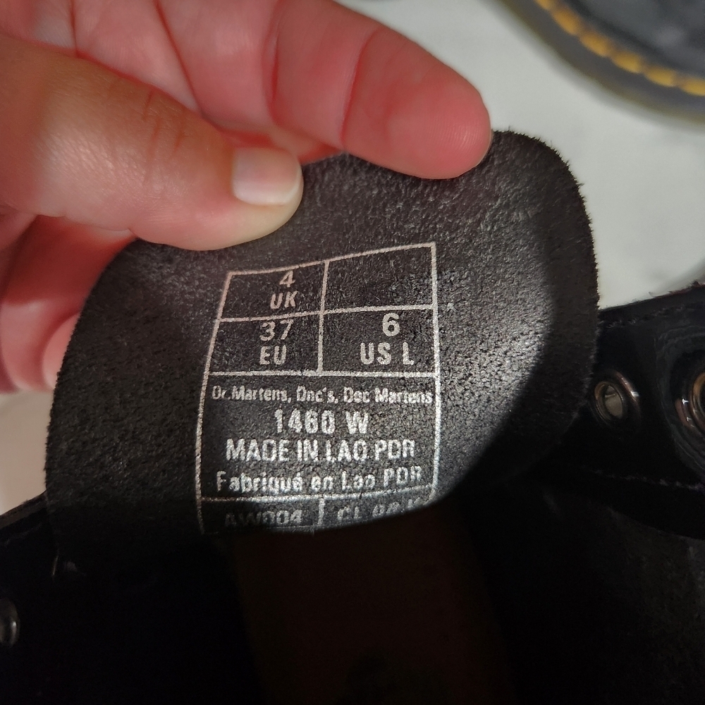 Doc Martens 1460 Black Boot Womens Size 6 - Picture 6 of 7